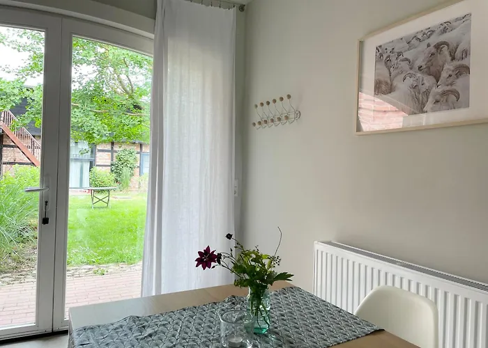 Drei Hof Himmelgruen Saal